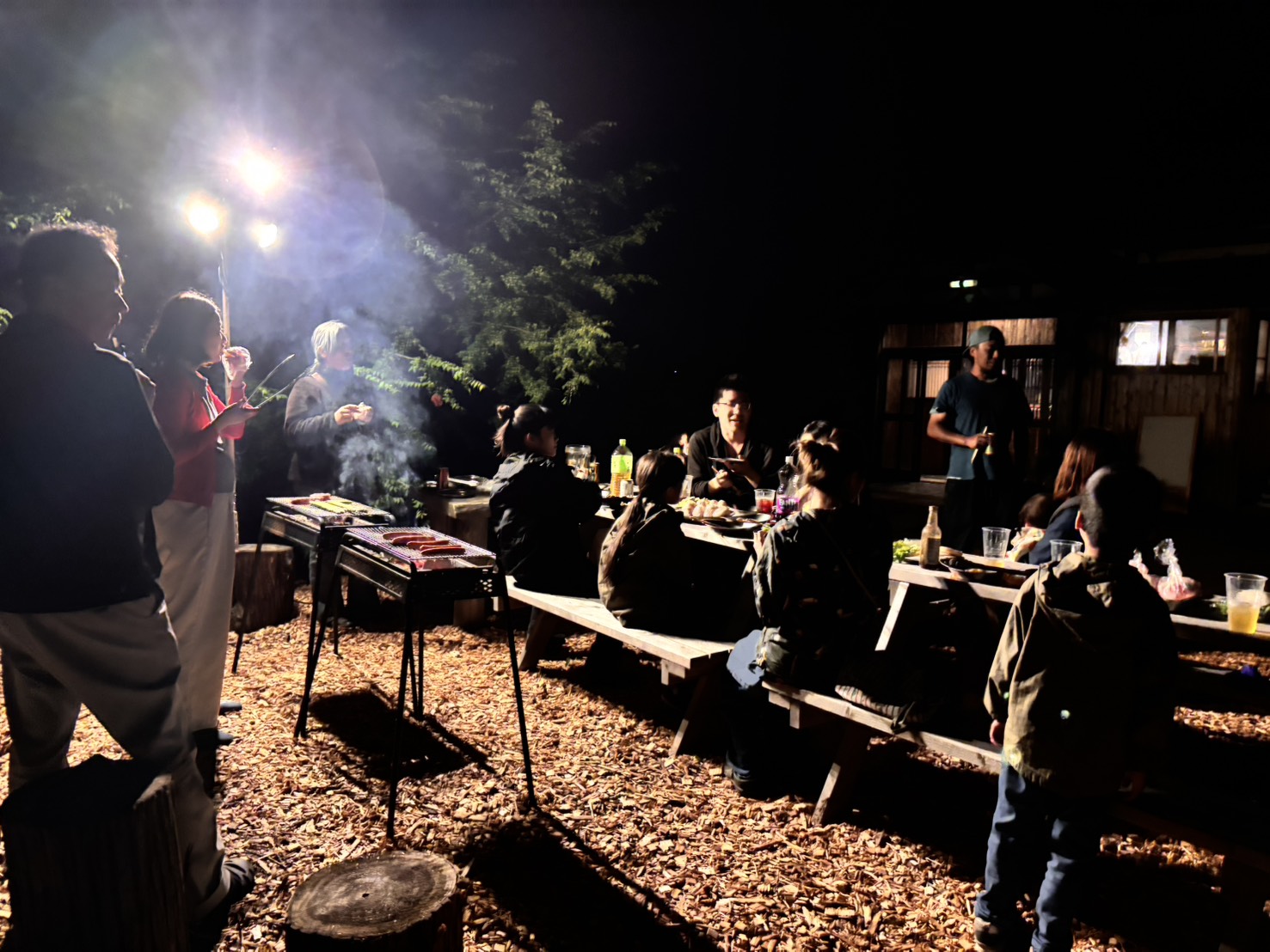 突然の呼びかけに14人！ポットラックBBQの夜＜5月の05111＞